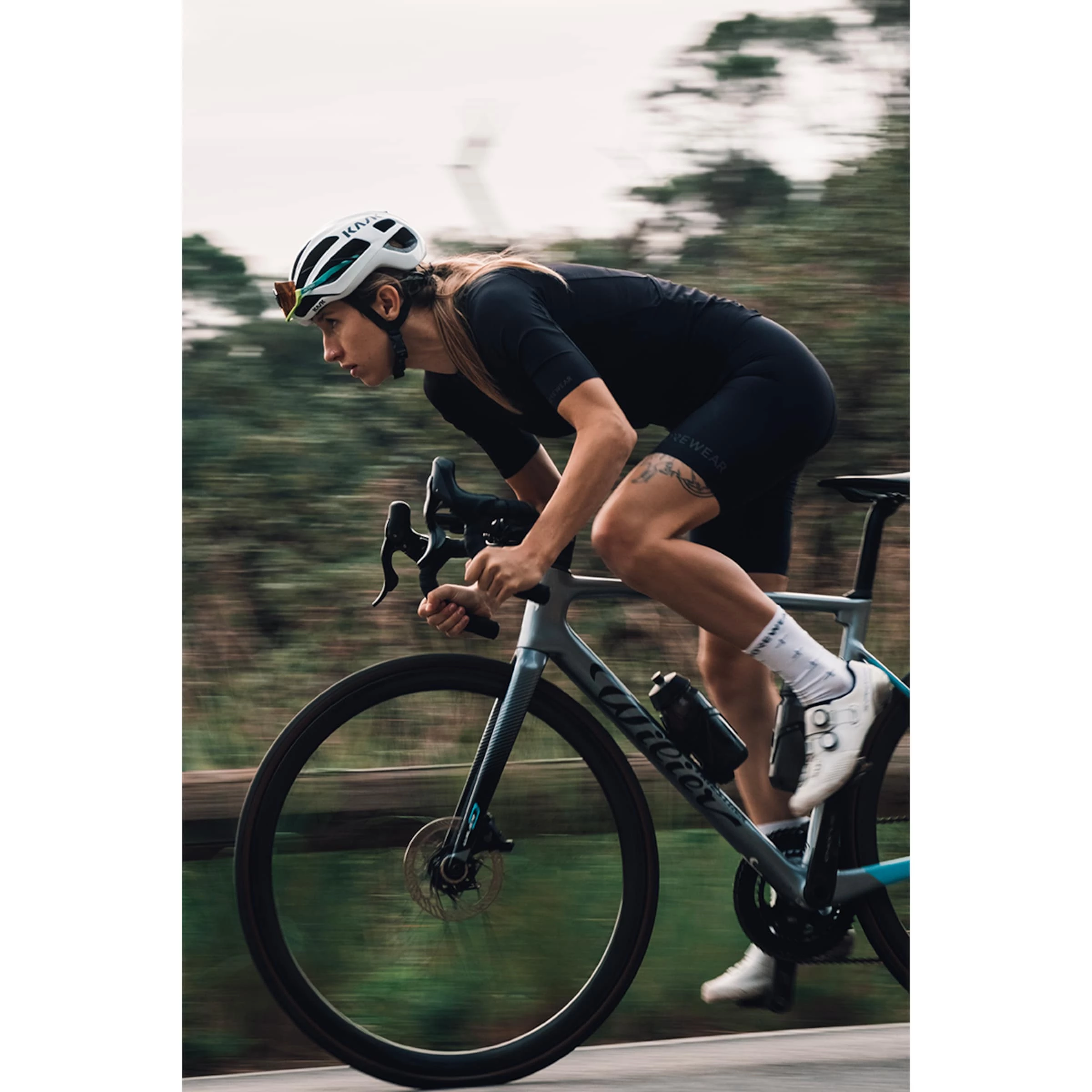 GOREWEAR DISTANCE BIB SHORTS+ 2.0 WOMENS Cuissard à Bretelles Femme 12 GOREWEAR DISTANCE BIB SHORTS+ 2.0 WOMENS Cuissard à Bretelles Femme – Image 10