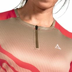 Schöffel Shirt Proud L Maillot à Manches Courtes Femme 11 Schöffel Shirt Proud L Maillot à Manches Courtes Femme -Pantalons Vélo Soldes AB857CE6578F1FEADF61692390F00DA9