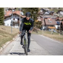 ALE SOLID READY Jersey Maillot Isolant 17 ALE SOLID READY Jersey Maillot Isolant -Pantalons Vélo Soldes D3DEB52D55B934811F774CC61A7D626C